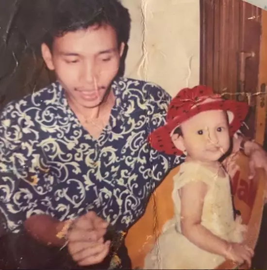 potret lawas ayah Ayu Ting Ting © 2021 brilio.net