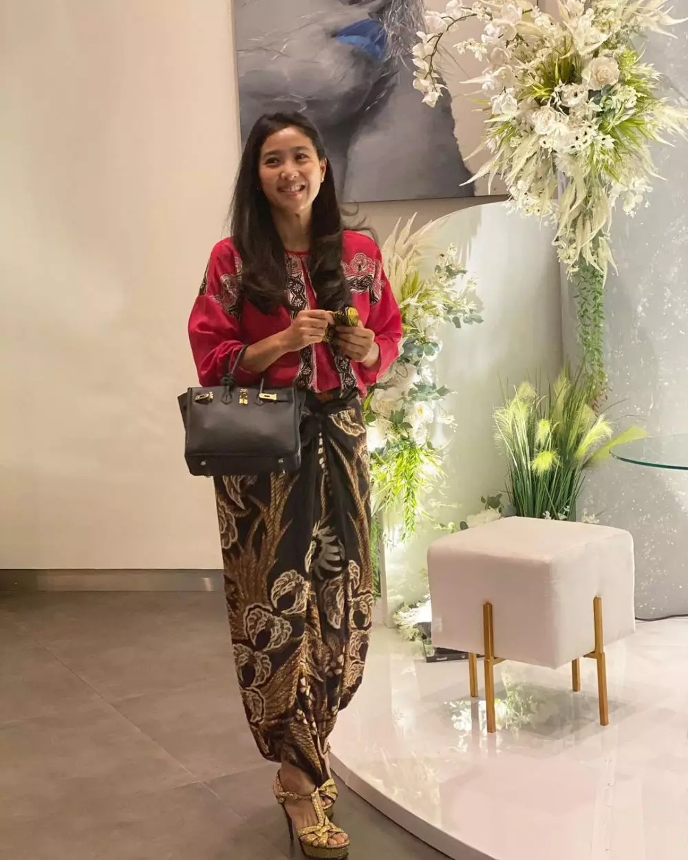 potret Olivia Zalianty kenakan dress © 2021 brilio.net potret Olivia Zalianty kenakan dress © 2021 brilio.net