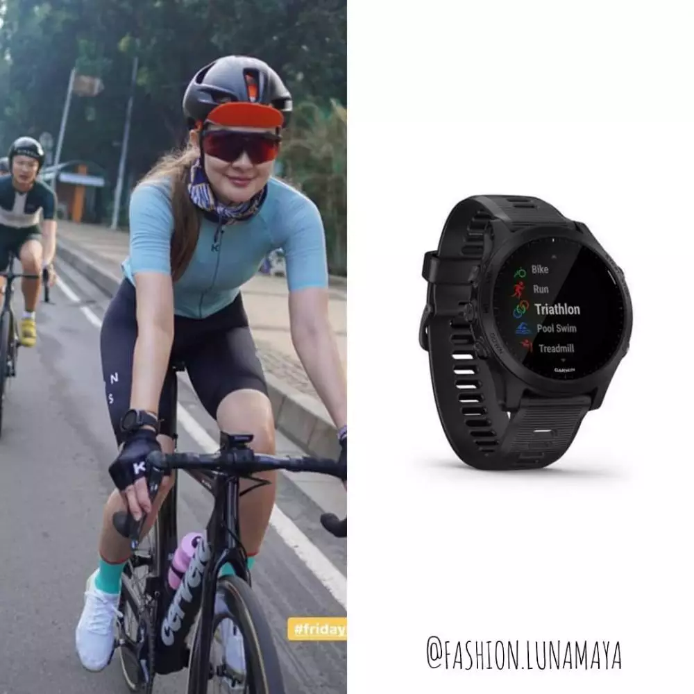 Harga fashion item luna maya saat olahraga © 2021 brilio.net Harga fashion item luna maya saat olahraga © 2021 brilio.net