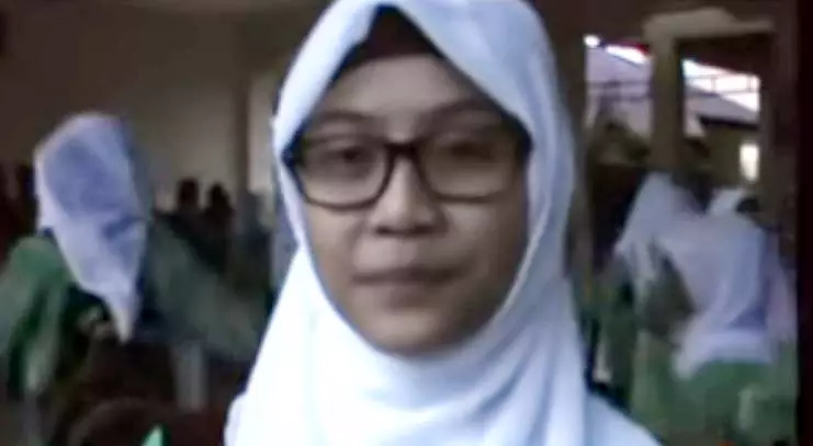 Awkarin zaman sekolah © YouTube Awkarin zaman sekolah © YouTube