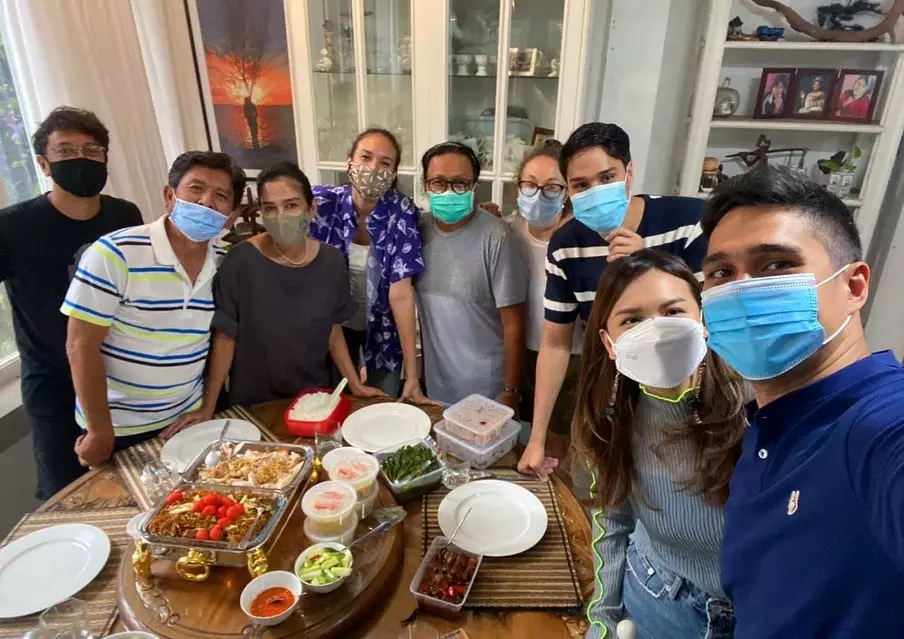 Dimas bareng Marcel dan Mischa © Instagram Dimas bareng Marcel dan Mischa © Instagram