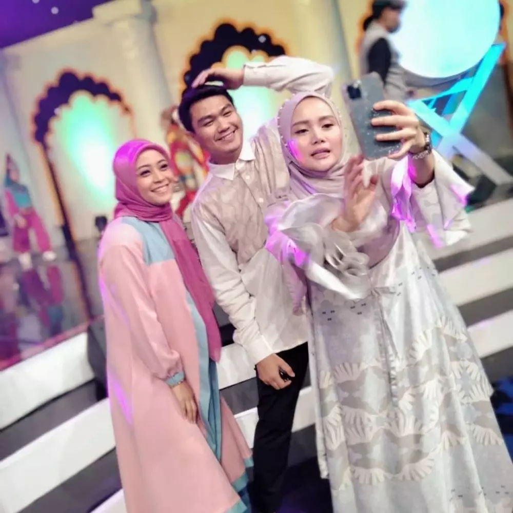 Mawar AFI comeback berhijab © Instagram