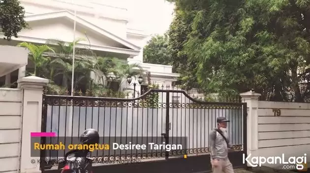 potret pembatas rumah Desiree © 2021 brilio.net potret pembatas rumah Desiree © 2021 brilio.net