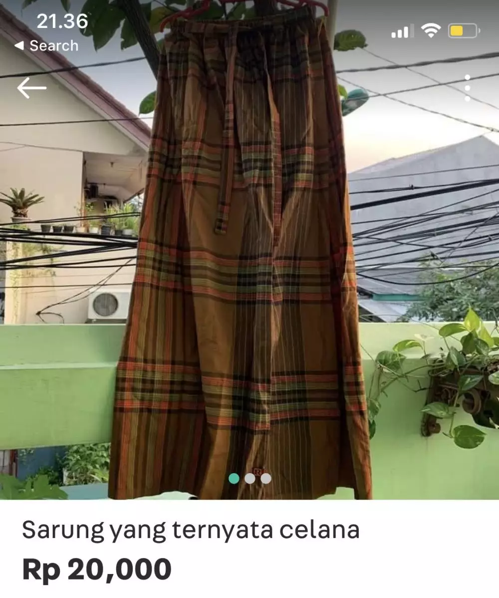 Dagangan di online shop © Twitter