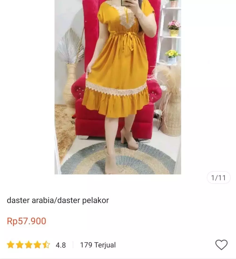 Dagangan di online shop © Twitter