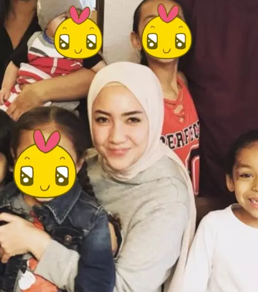 gaya ratu sinetron 90-an momong anak © 2021 brilio.net