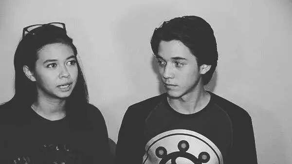 Stefan William dan pasangan di sinetron © 2021 brilio.net Stefan William dan pasangan di sinetron © 2021 brilio.net