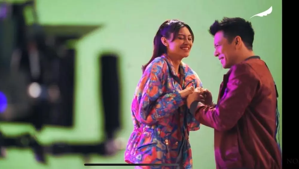 potret kebersamaan Ariel Noah dan Naura Hakim © 2021 brilio.net potret kebersamaan Ariel Noah dan Naura Hakim © 2021 brilio.net