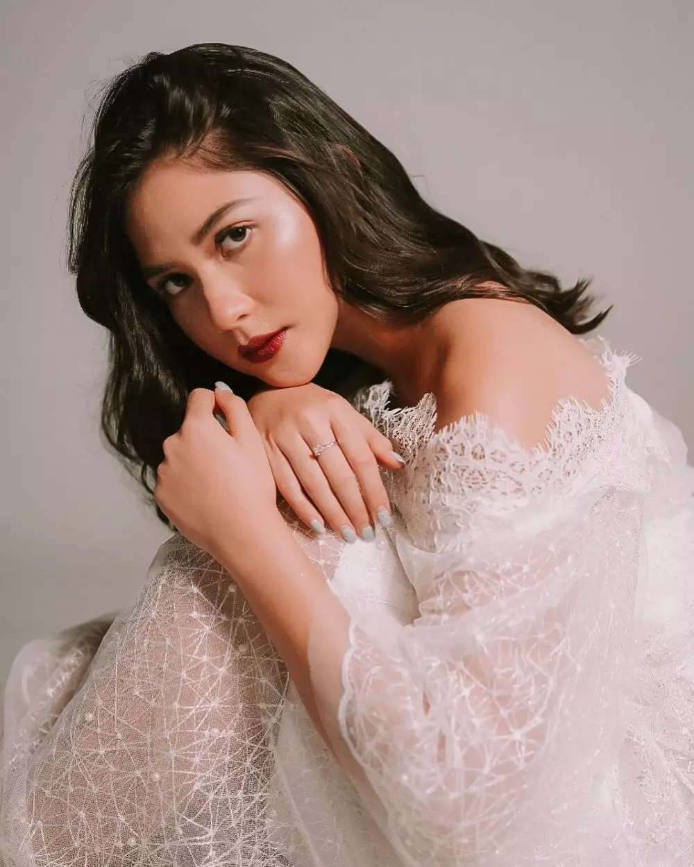 Potret Jessica Mila saat bermakeup tebal © 2021 brilio.net