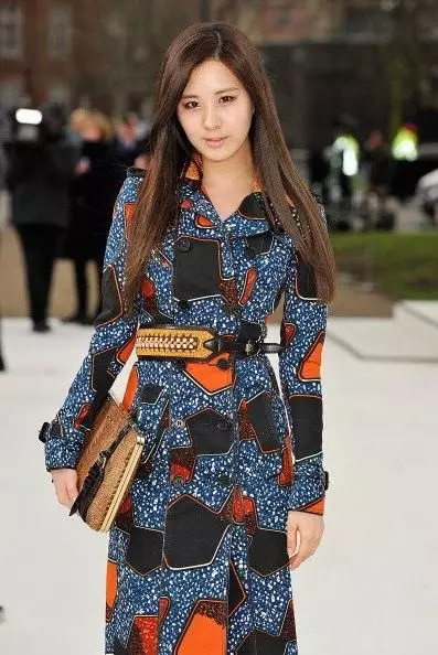 seleb Korea pakai batik © 2021 brilio.net