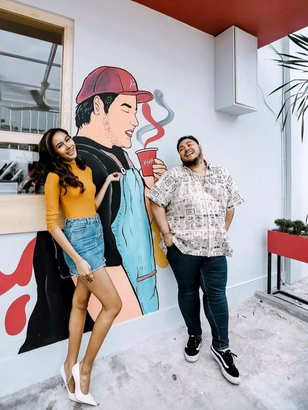 kedekatan Aurra Kharishma & Ivan Gunawan © 2021 brilio.net kedekatan Aurra Kharishma & Ivan Gunawan © 2021 brilio.net