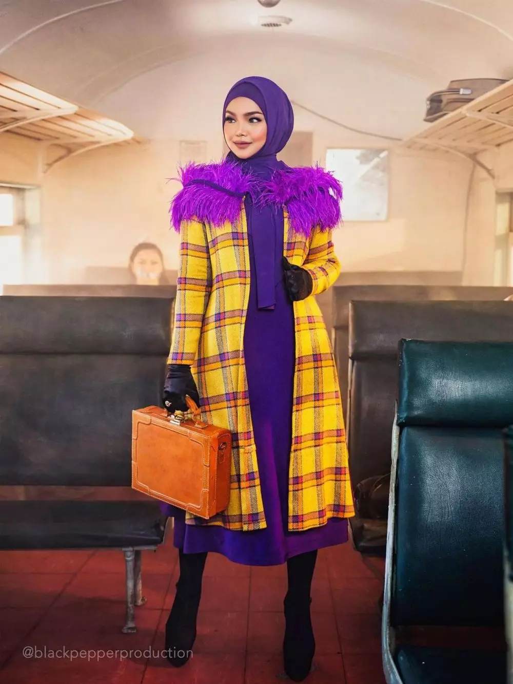 Maternity shoot Siti Nurhaliza dalam berbagai tema © 2021 brilio.net