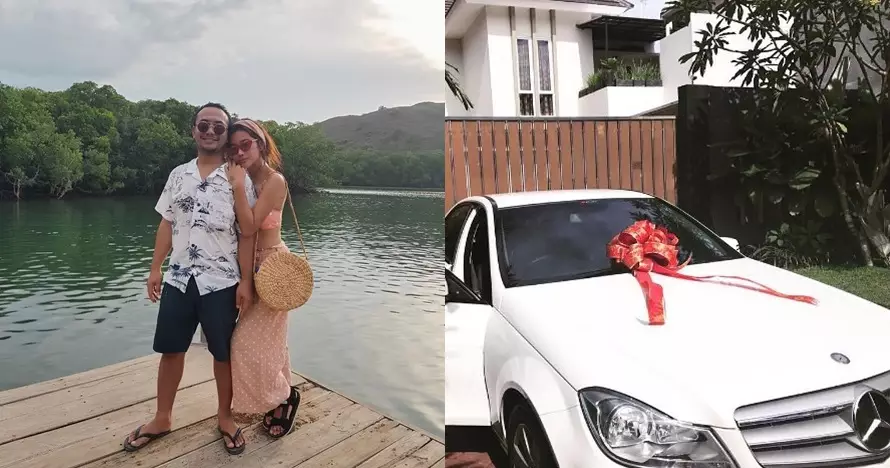 seleb dapat hadiah mobil saat ulang tahun © Instagram