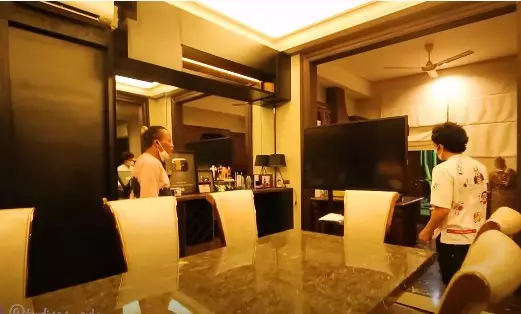 Potret ruang makan rumah baru Atta Halilintar © YouTube
