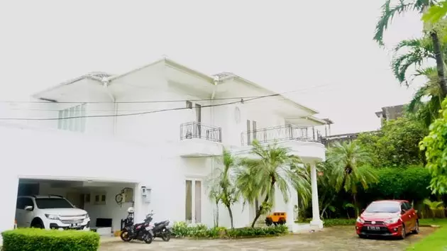 fasad rumah 10 seleb © 2021 brilio.net