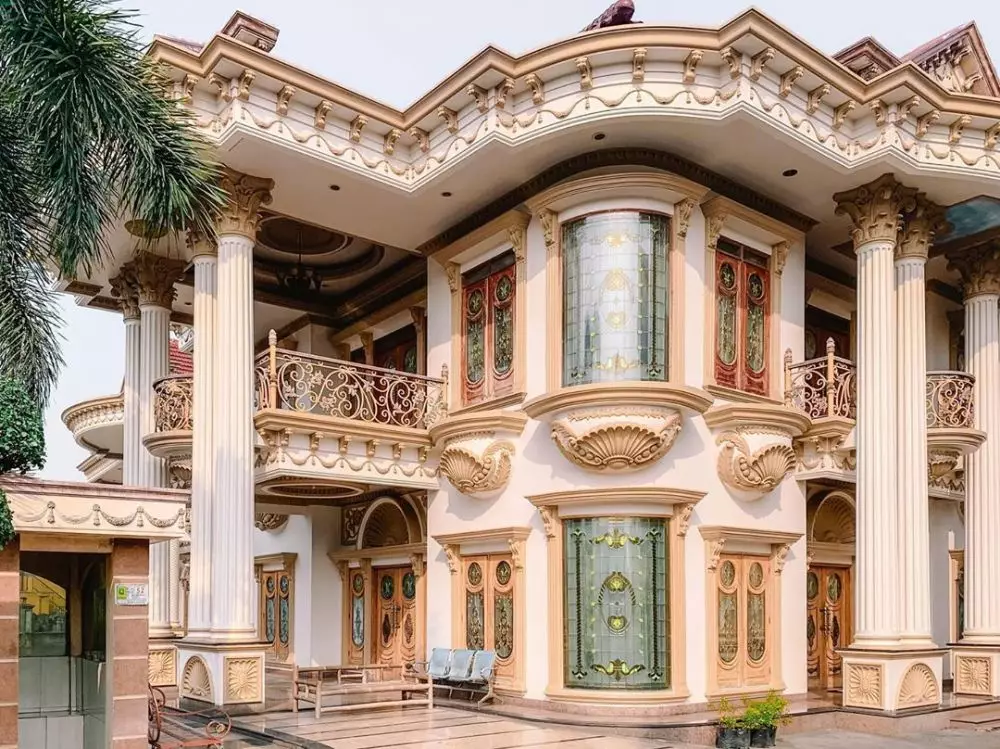 fasad rumah 10 seleb © 2021 brilio.net