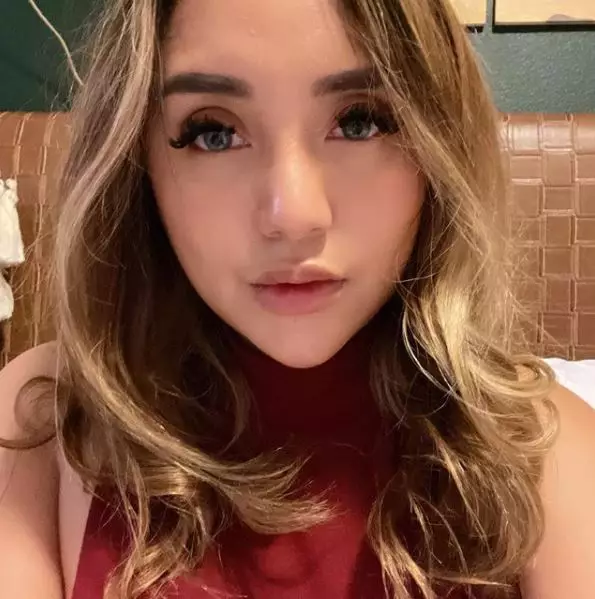 potret terbaru Salmafina setelah tinggal di AS Instagram potret terbaru Salmafina setelah tinggal di AS Instagram