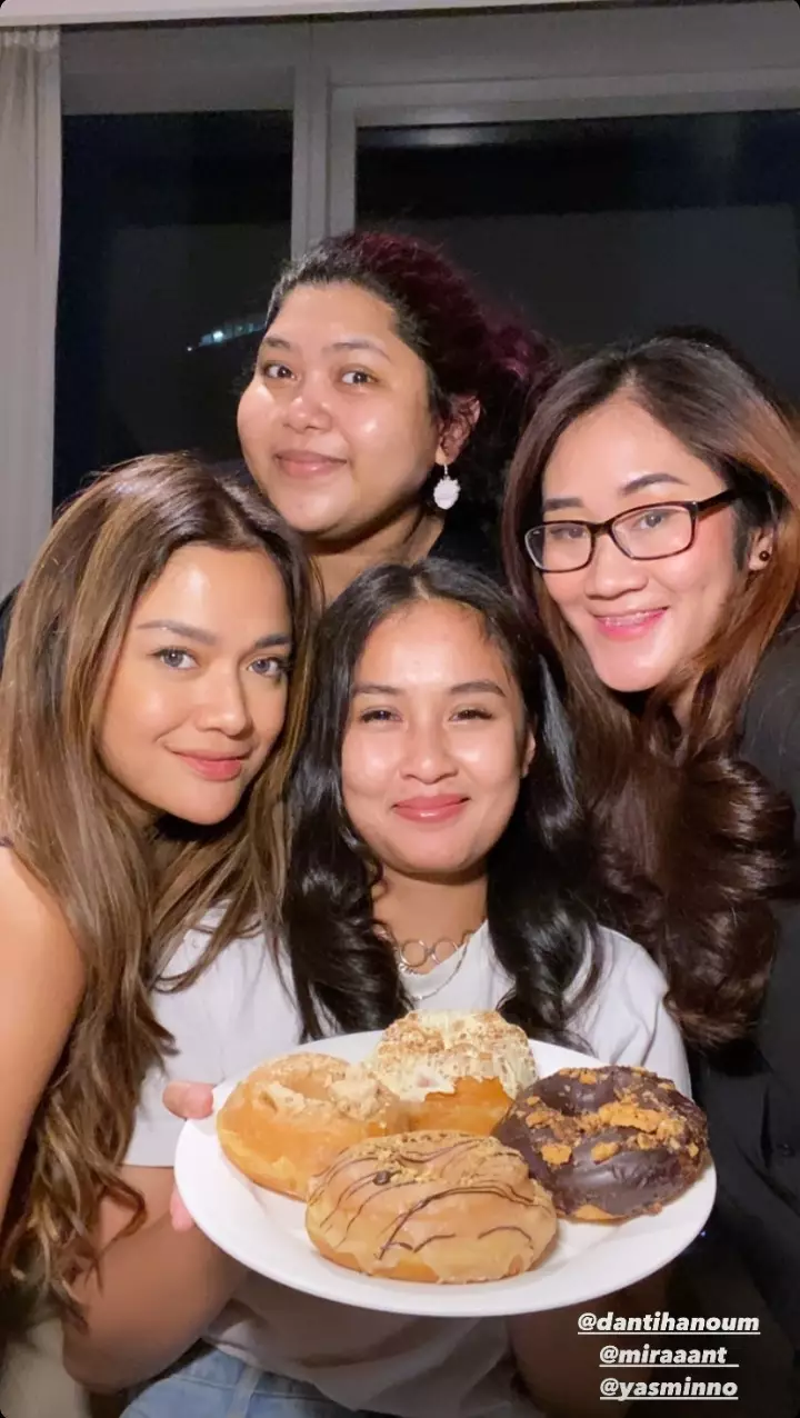 Danti Hanoum teman Niko Al Hakim © 2021 brilio.net