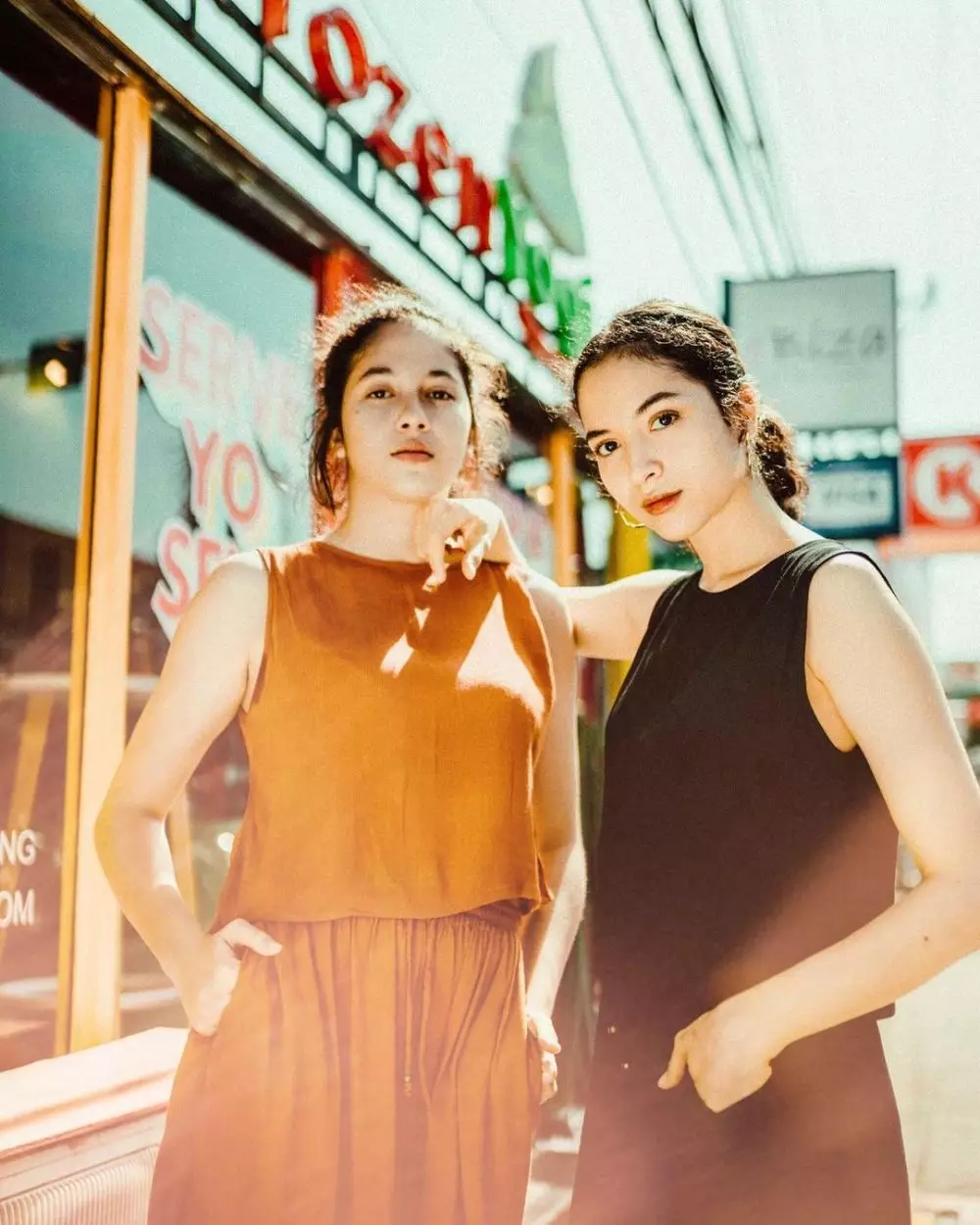 kebersamaan Sitha Marino dan Putri Marino © 2021 brilio.net