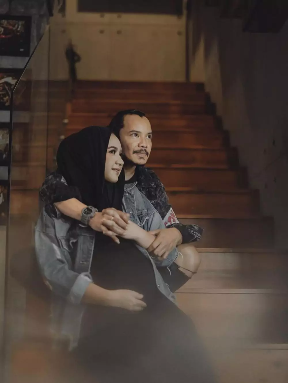 momen manis gitaris dan pasangan © Instagram