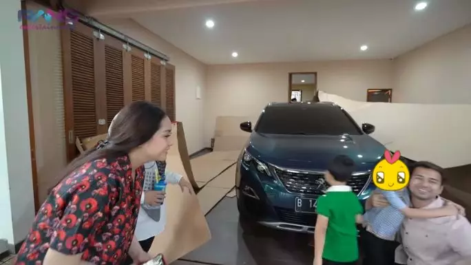 Anak seleb ini dapat kado kendaraan mewah © 2021 brilio.net