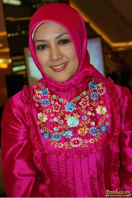 pesona penyanyi 90an istimewa pesona penyanyi 90an istimewa