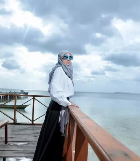 pesona penyanyi 90an istimewa pesona penyanyi 90an istimewa