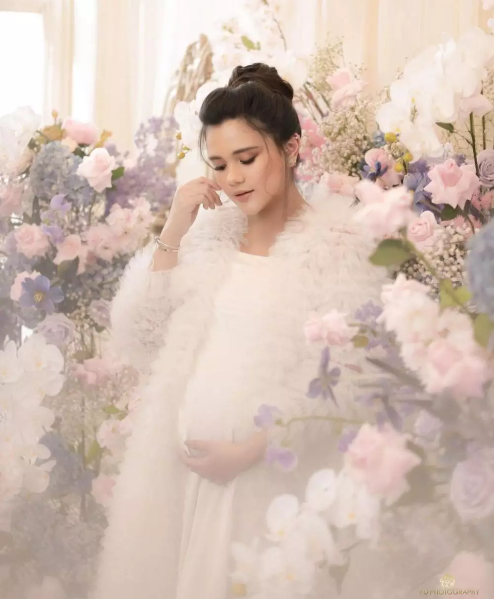 10 Potret maternity Audi Marissa dalam beragam tema, auranya terpancar © 2021 brilio.net