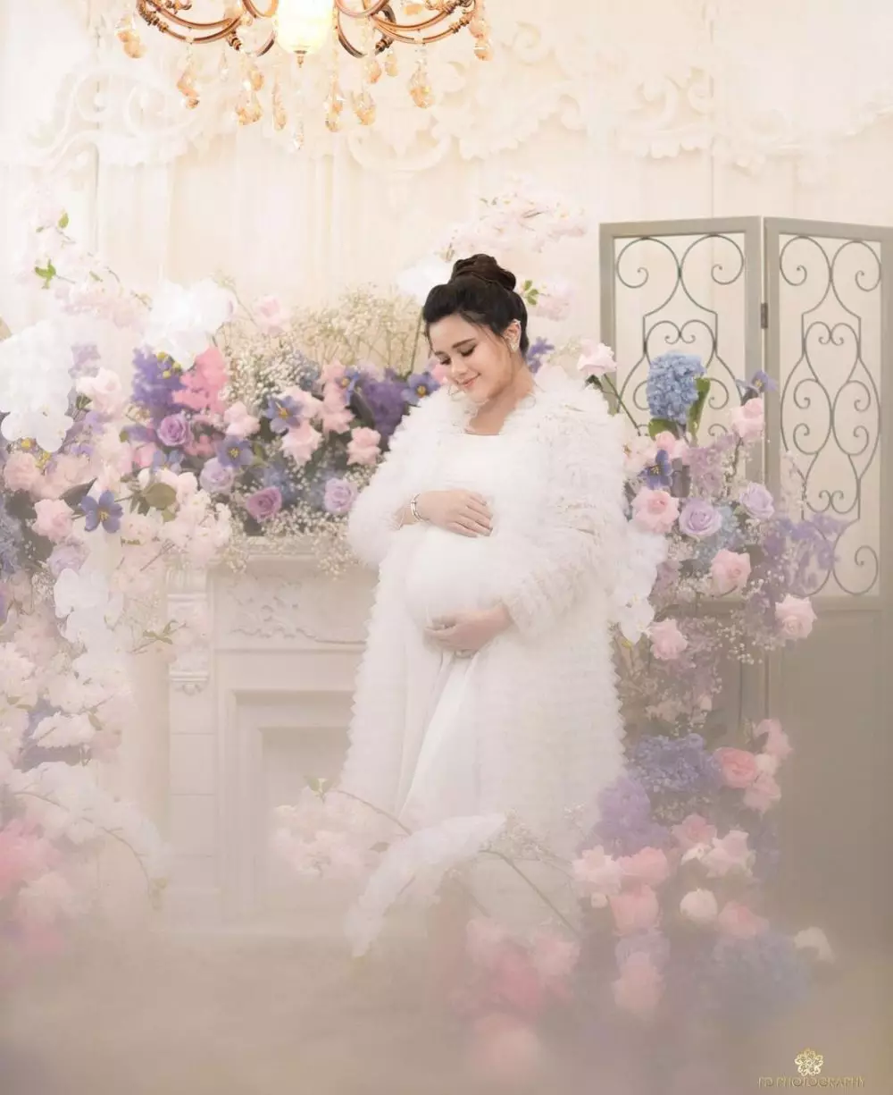 10 Potret maternity Audi Marissa dalam beragam tema, auranya terpancar © 2021 brilio.net