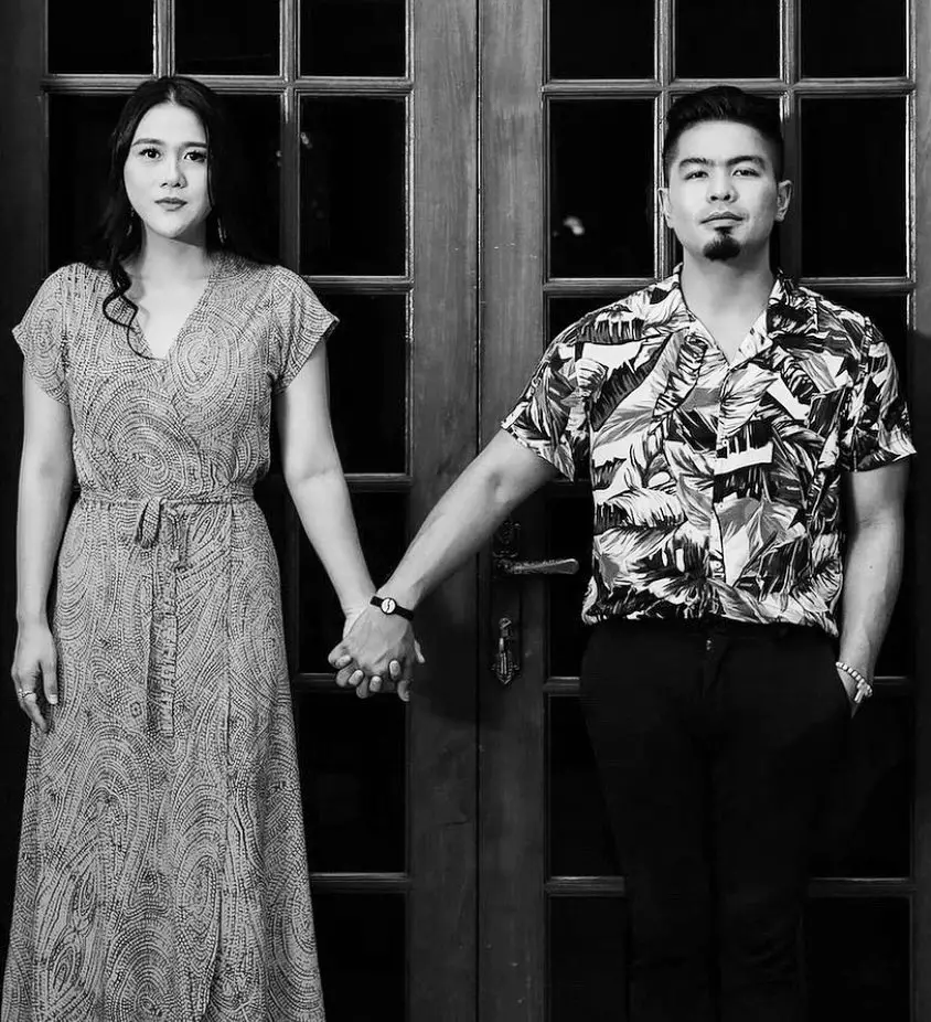 Potret mesra Bams eks Samsons dan Mikhavita Wijaya © 2021 brilio.net