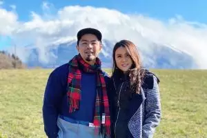 8 Potret mesra Bams eks Samsons dan sang istri sebelum gugat cerai