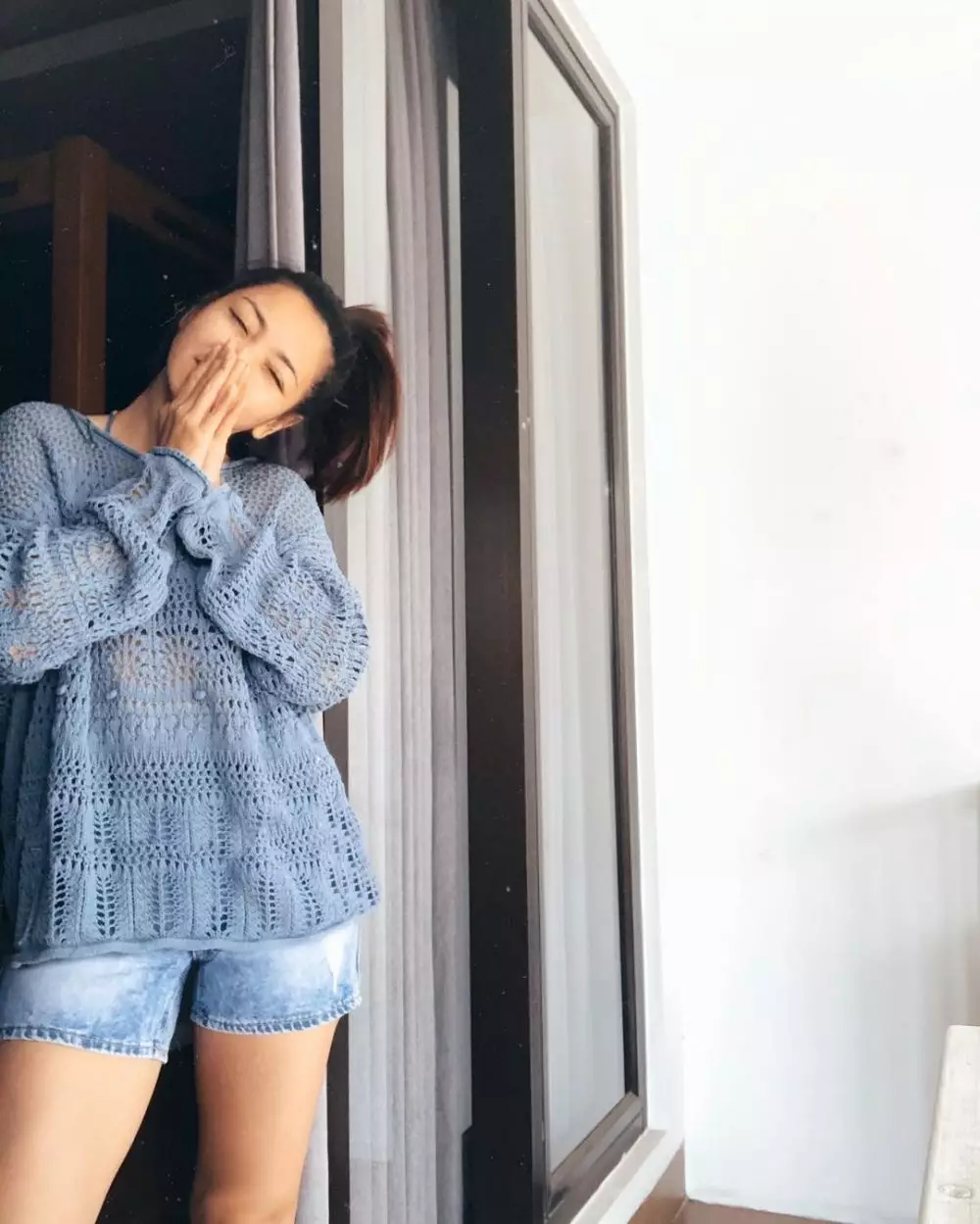 Potret Hesti Purwadinata tanpa makeup © 2021 brilio.net Potret Hesti Purwadinata tanpa makeup © 2021 brilio.net