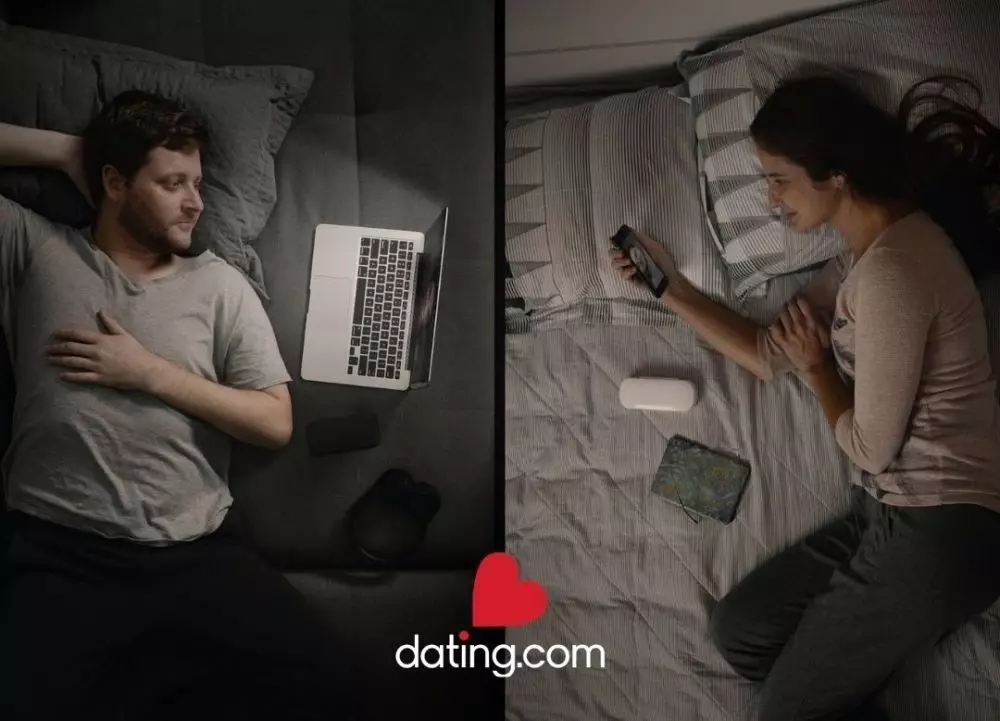 7 Tips ngobrol lewat kencan online © 2021 brilio.net 7 Tips ngobrol lewat kencan online © 2021 brilio.net