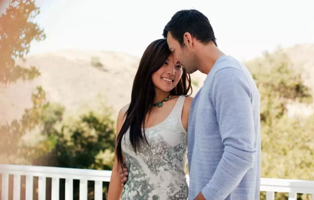 7 Tips ngobrol lewat kencan online © 2021 brilio.net 7 Tips ngobrol lewat kencan online © 2021 brilio.net