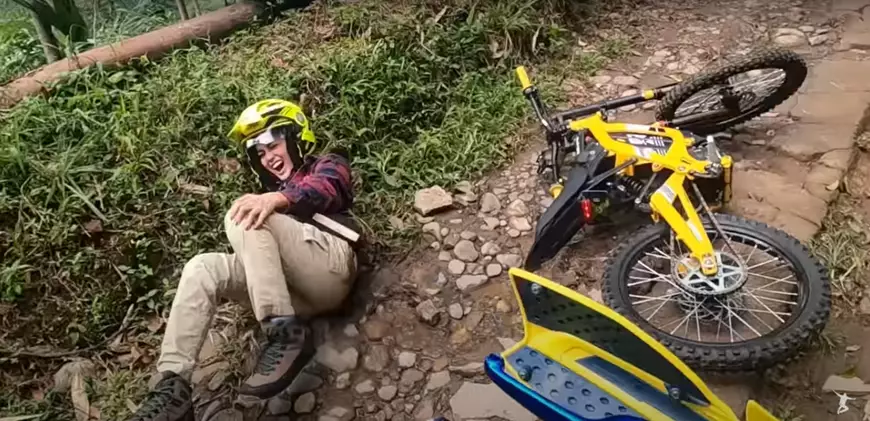 10 Momen Ririn Ekawati & Ibnu Jamil naik motor trail, couple goals berbagai sumber 10 Momen Ririn Ekawati & Ibnu Jamil naik motor trail, couple goals berbagai sumber