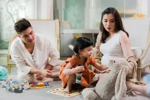 4 Cara Glenn Alinskie lindungi keluarga dari bakteri & virus di rumah