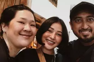 8 Momen ulang tahun Mutia Ayu ke-26, dihadiri keluarga dan sahabat