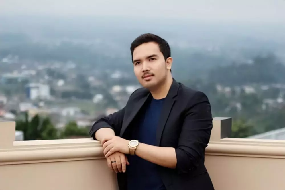 Potret Gusanda Latova © 2021 brilio.net Potret Gusanda Latova © 2021 brilio.net