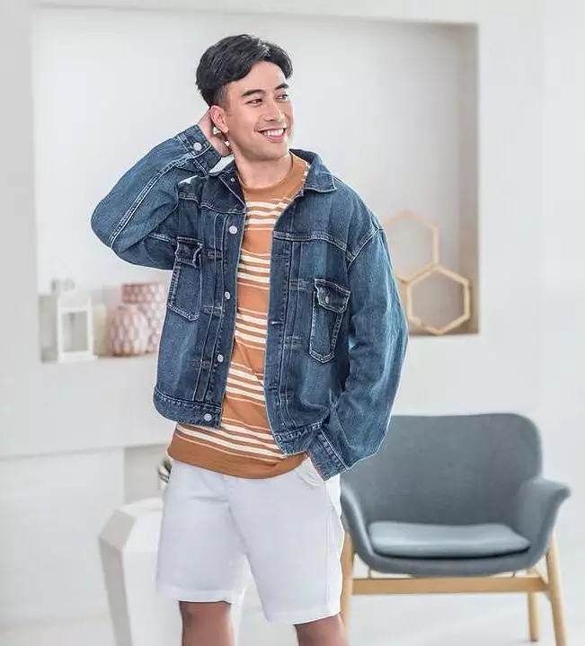 Cerita haru 10 seleb Indonesia yang alami gangguan mental berbagai sumber Cerita haru 10 seleb Indonesia yang alami gangguan mental berbagai sumber