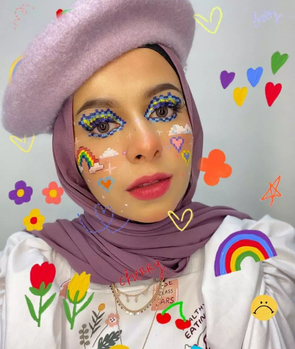 10 Potret Dilla Jaidi, adik Fadil Jaidi yang hobi makeup berbagai sumber 10 Potret Dilla Jaidi, adik Fadil Jaidi yang hobi makeup berbagai sumber