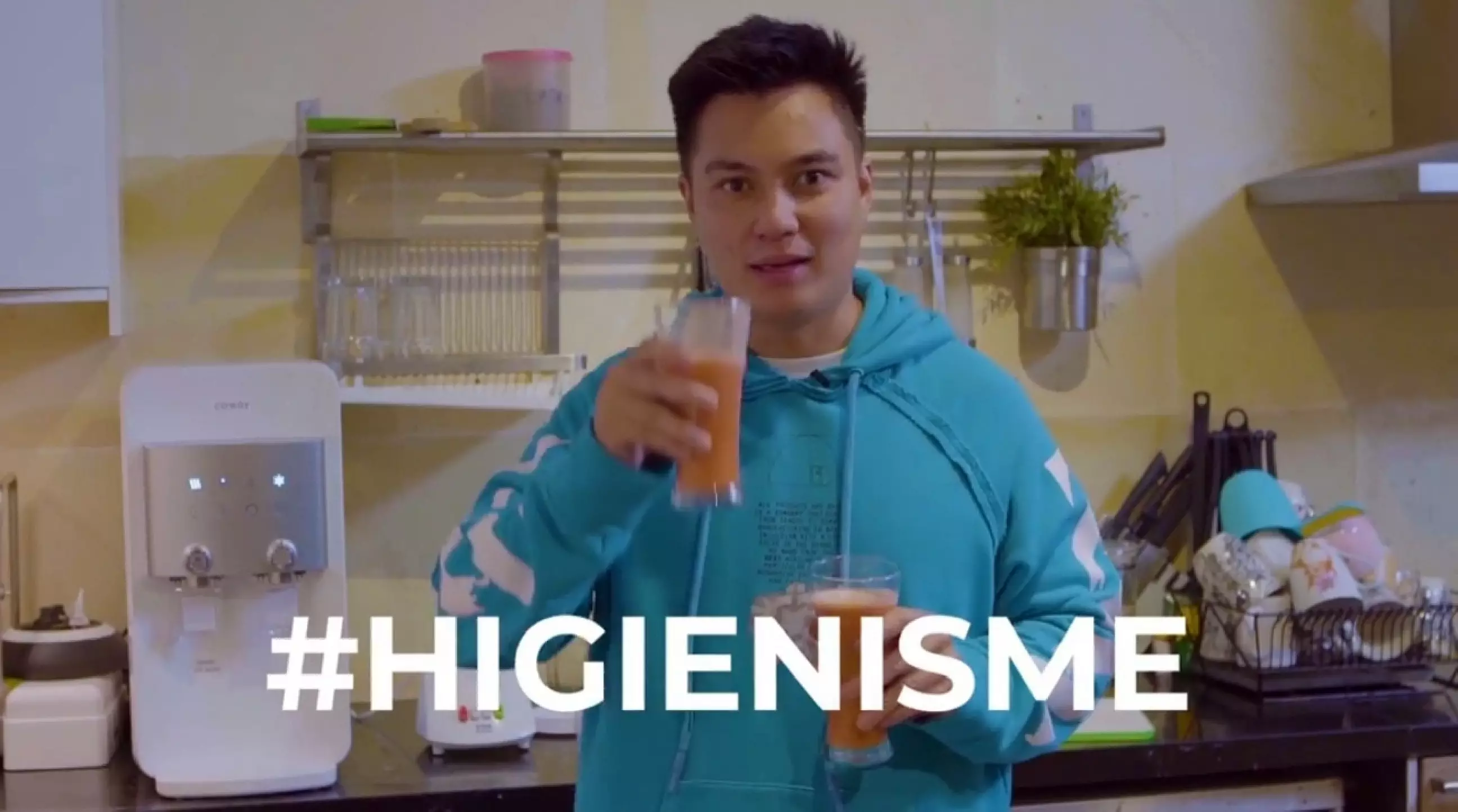 Karantina mandiri seminggu, begini 4 cara Baim Wong tetap produktif