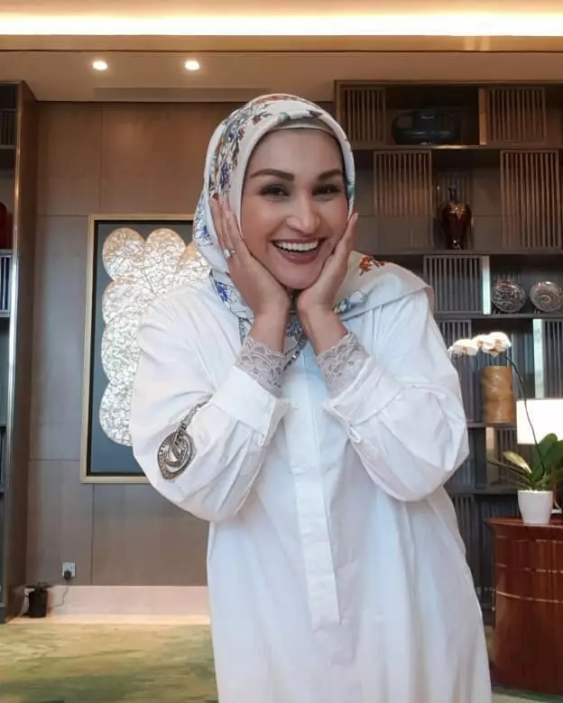 potret terbaru rita hasan © Instagram