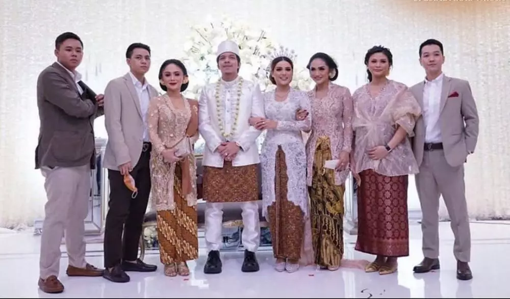 keakraban atta dan yuni © Instagram keakraban atta dan yuni © Instagram
