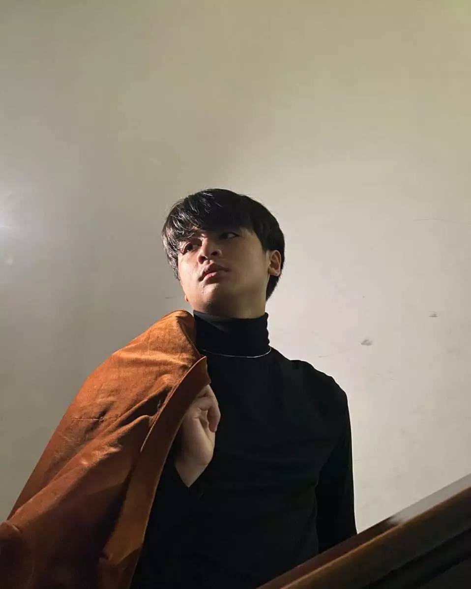 Gaya pemotretan pemain Dari Jendela SMP © Instagram Gaya pemotretan pemain Dari Jendela SMP © Instagram