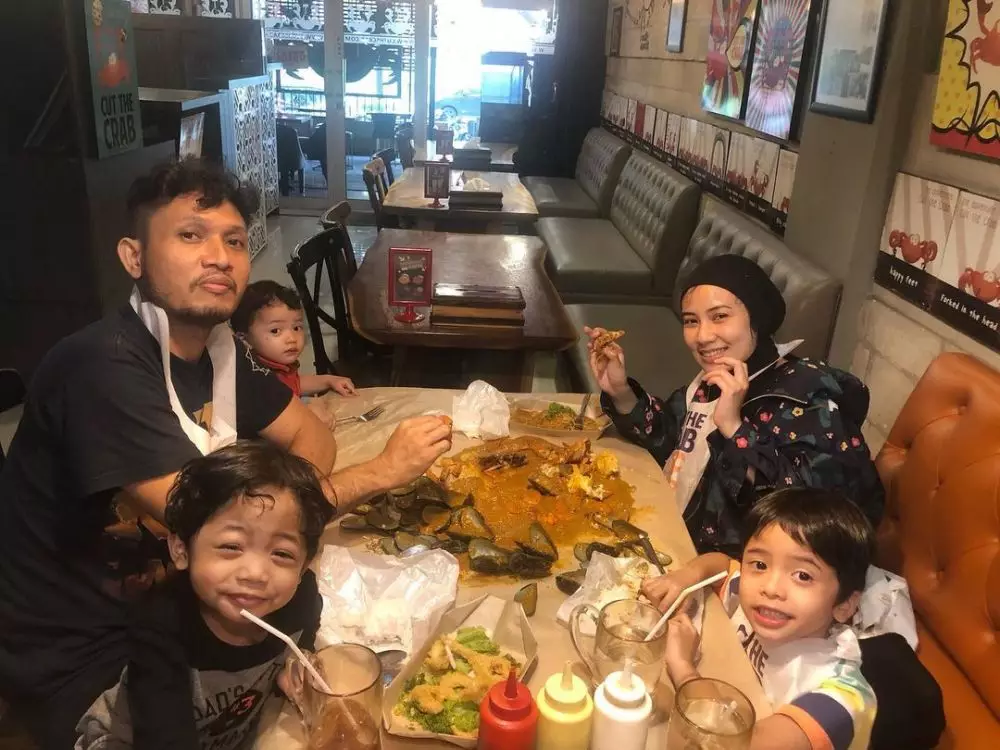 bisnis istri anak band © 2021 brilio.net