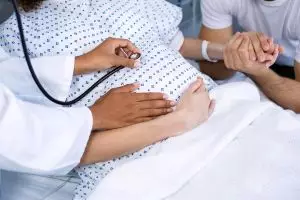 3 Cara mendiagnosa kehamilan di luar rahim dan cara mengatasinya