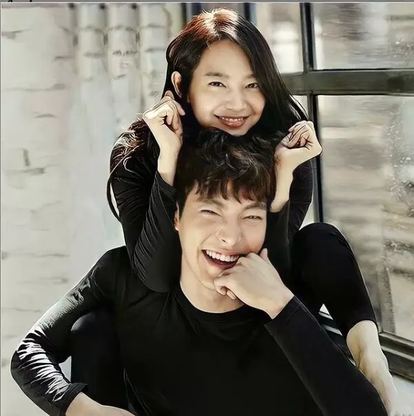 kebersamaan Kim Woo-bin dan Shin Min-ah © 2021 brilio.net