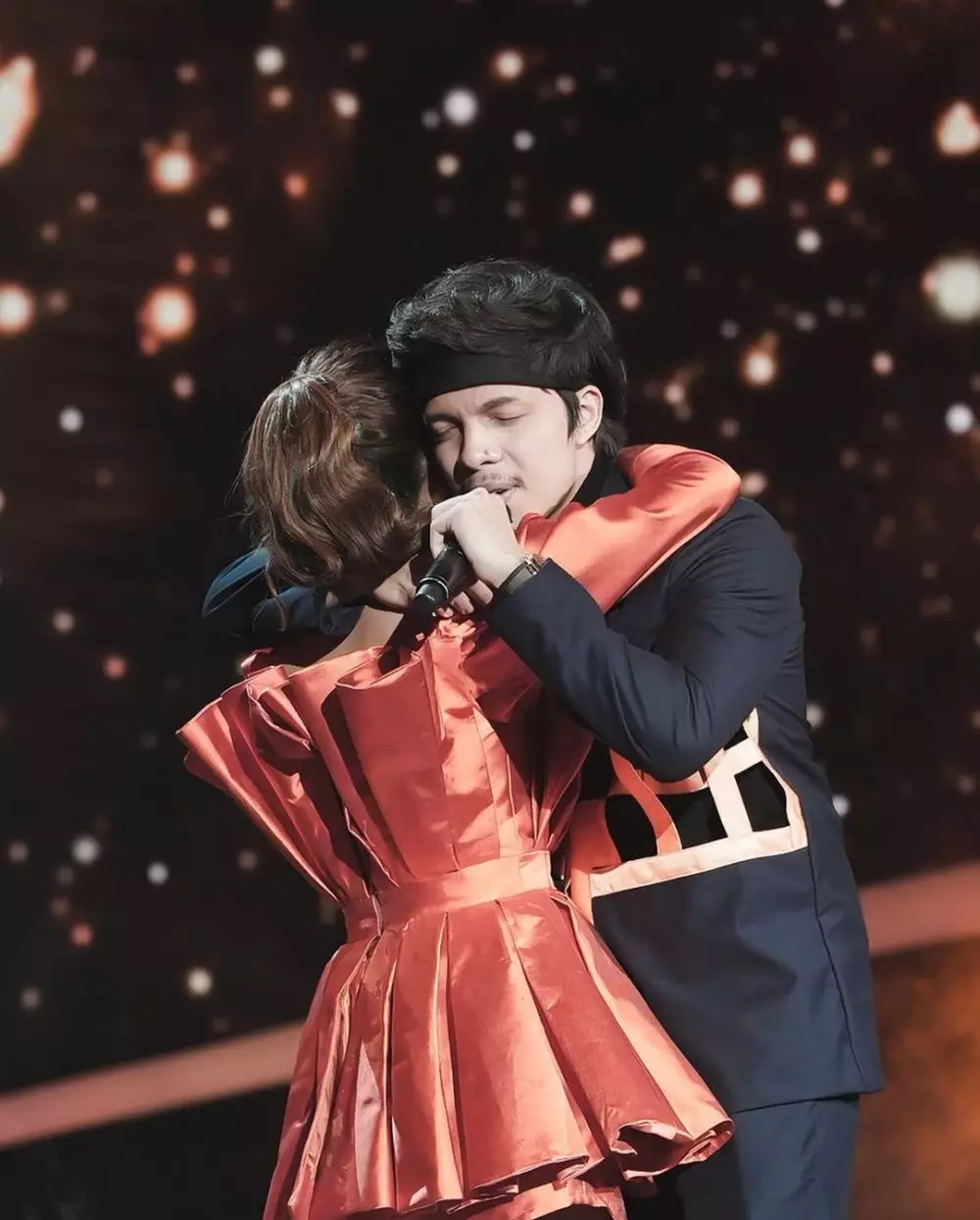 Momen mesra Atta Aurel setelah menikah © 2021 brilio.net