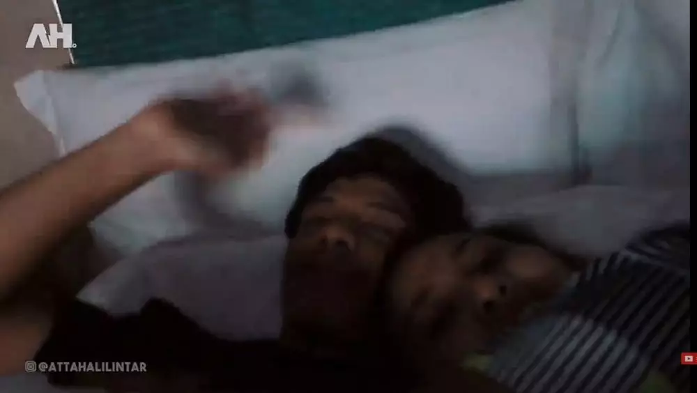 Momen mesra Atta Aurel setelah menikah © 2021 brilio.net