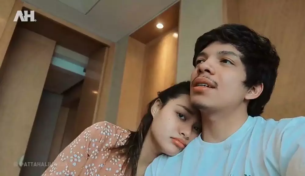 Momen mesra Atta Aurel setelah menikah © 2021 brilio.net